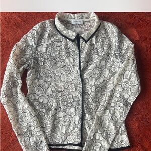 Babaton Women's Floral Lace Blouse - Black and White